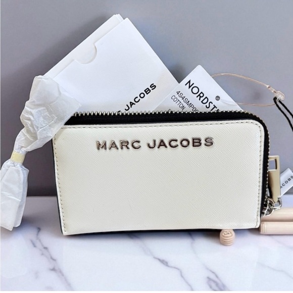 MARC JACOBS Small Zip Card Wallet in Cotton (NWT) - Picture 5 of 6